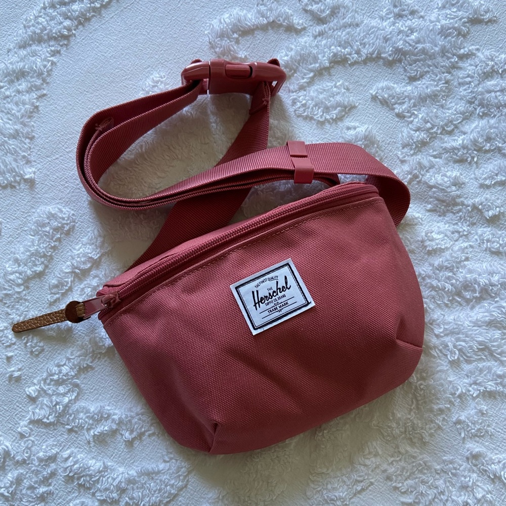 Herschel Fourteen Hip Pack
